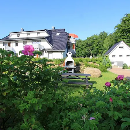 Kuestenwaldhaus Delfin * Koserow